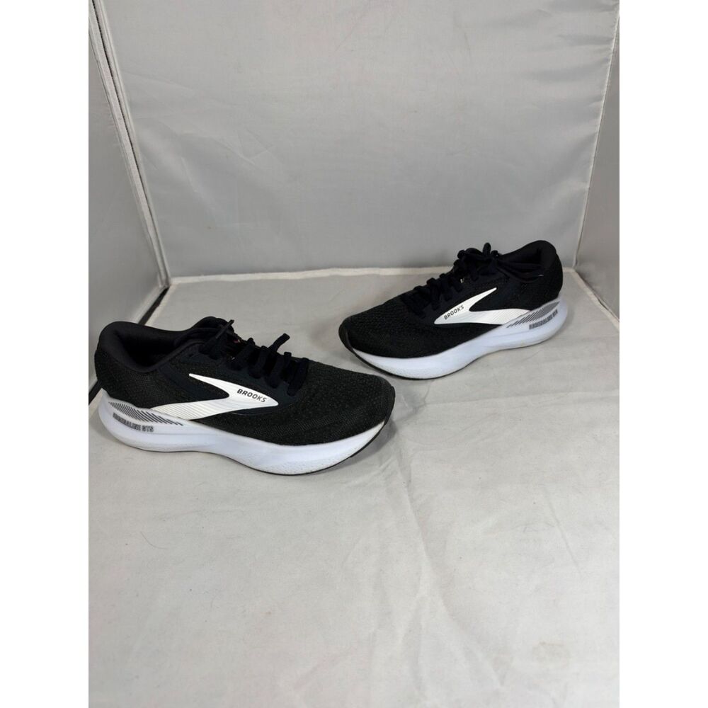 Brooks Adrenaline GTS 24 Women's Running Shoes size 8.5